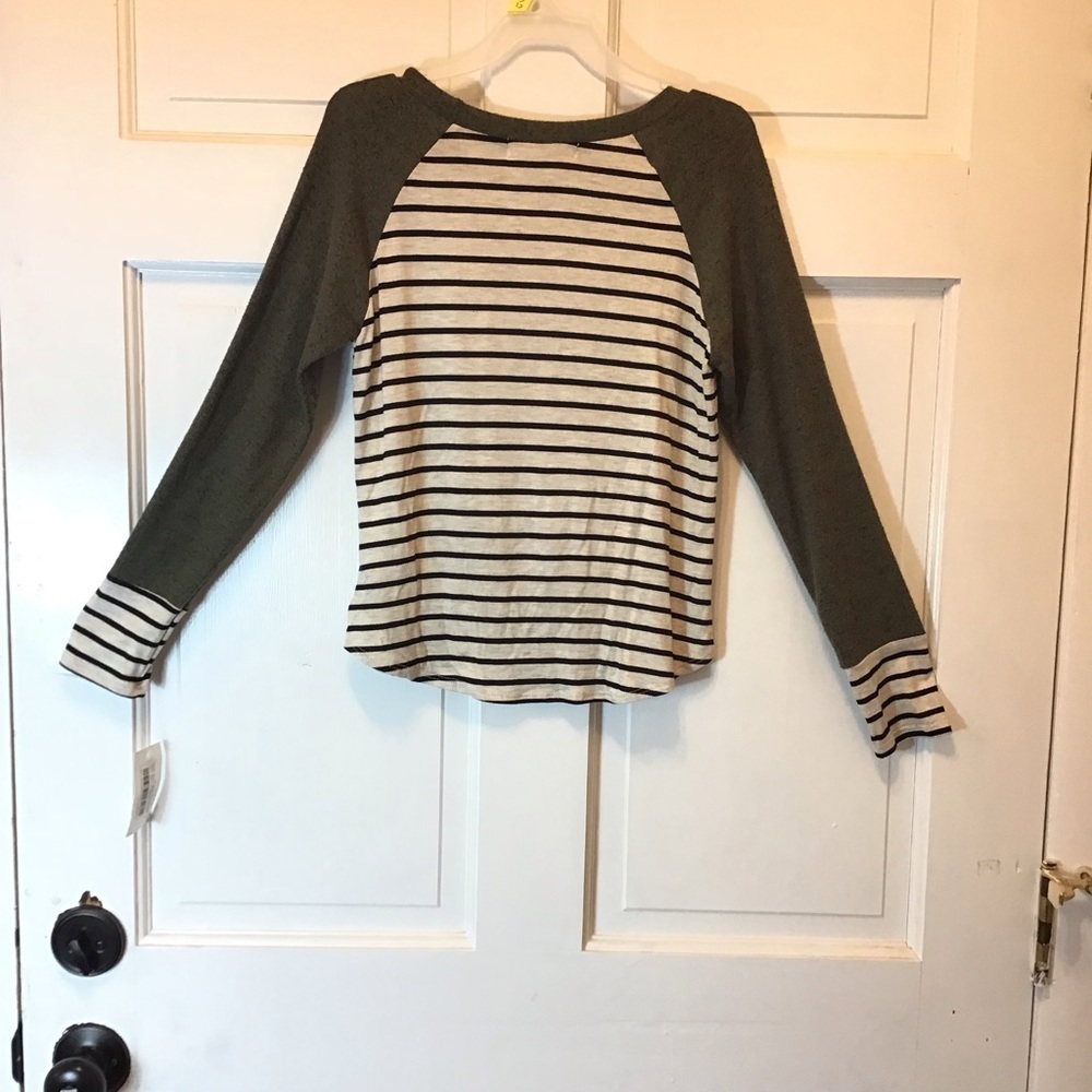 Moa Moa Girls Striped Sequin Reindeer Christmas Long Sleeve Shirt Size Med 6X-8 - Picture 4 of 6